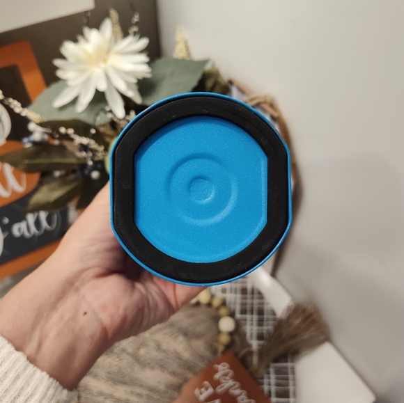 🎉EUC Corkcicle Brand Waterman 25 oz Stainless Steel Thermos Bottle, Matte Blue - Picture 8 of 9